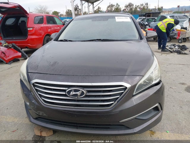 Hyundai SONATA SE 2016 5NPE24AF6GH301170 Image 12