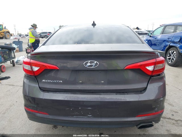 Hyundai SONATA SE 2016 5NPE24AF6GH301170 Image 16