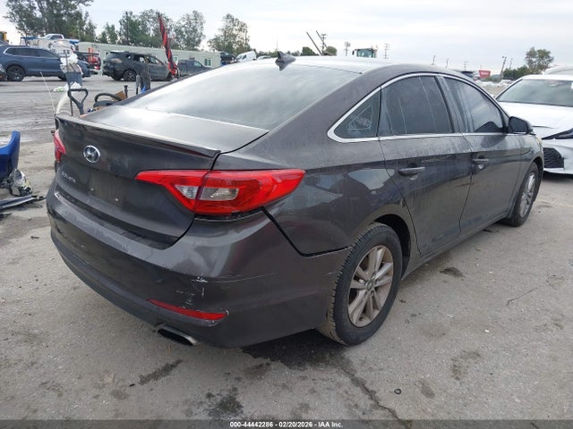 Hyundai SONATA SE 2016 5NPE24AF6GH301170 Image 4