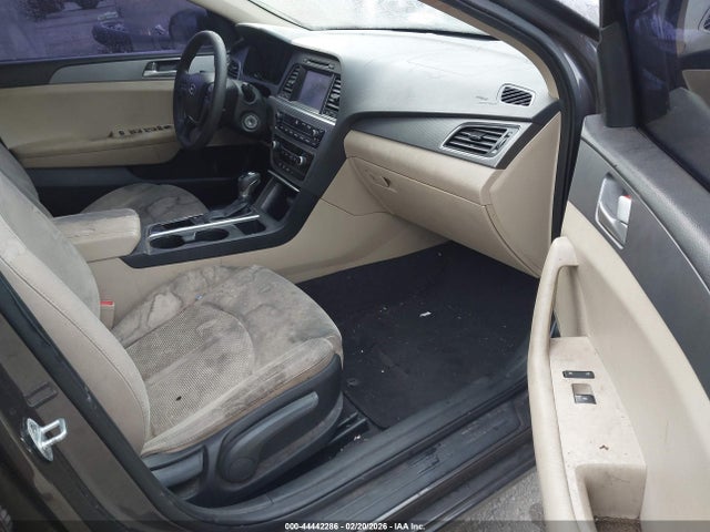 Hyundai SONATA SE 2016 5NPE24AF6GH301170 Image 5