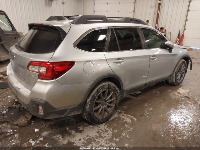 Продаж на аукціоні авто 2019 Subaru Outback 2.5i Limited, vin: 4S4BSANC5K3250441, номер лоту: 44442290
