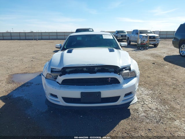 Продажа на аукционе авто 2014 Ford Mustang Gt Premium, vin: 1ZVBP8CF0E5249778, номер лота: 44442300
