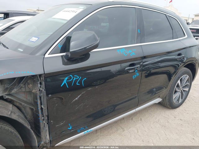 Продаж на аукціоні авто 2023 Audi Q5 Premium Plus 45 Tfsi S Line Quattro, vin: WA1EAAFY7P2162190, номер лоту: 44442314