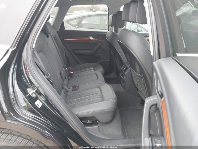 Продаж на аукціоні авто 2023 Audi Q5 Premium Plus 45 Tfsi S Line Quattro, vin: WA1EAAFY7P2162190, номер лоту: 44442314