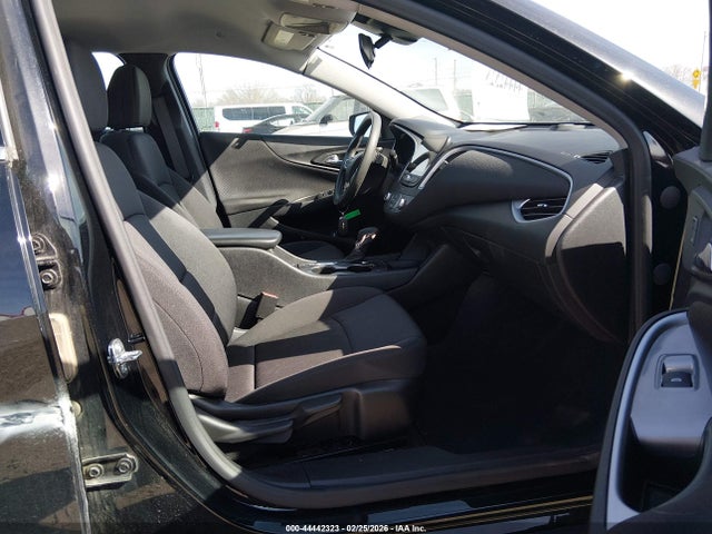 1G1ZC5ST2PF244073 Chevrolet Malibu Fwd 1fl