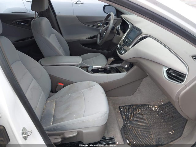 1G1ZC5STXGF295417 Chevrolet Malibu 1fl