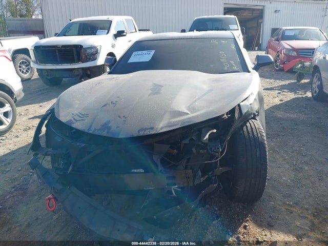Продажа на аукционе авто 2017 Chevrolet Camaro 1lt, vin: 1G1FB1RX5H0111156, номер лота: 44442338