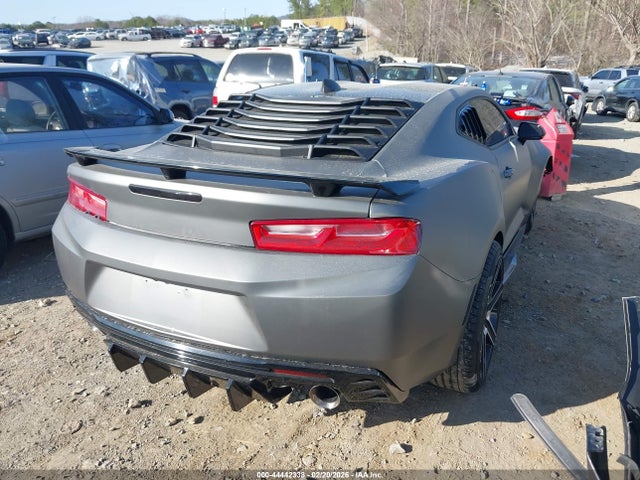 Продажа на аукционе авто 2017 Chevrolet Camaro 1lt, vin: 1G1FB1RX5H0111156, номер лота: 44442338