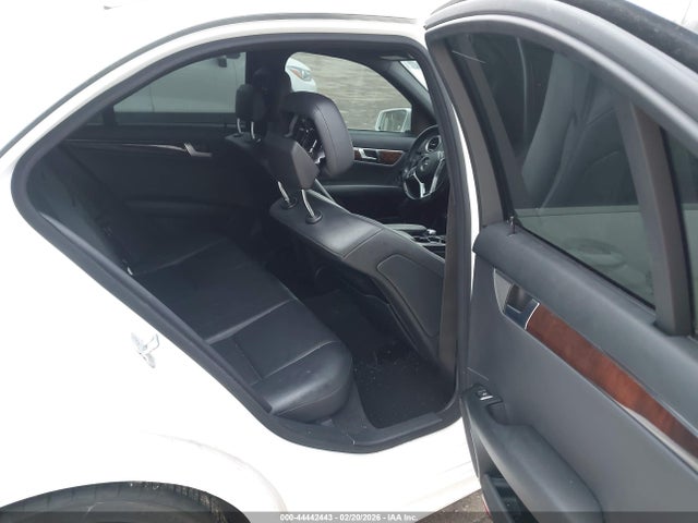 Продажа на аукционе авто 2014 Mercedes-benz C 250 Sport, vin: WDDGF4HB4EA953635, номер лота: 44442443