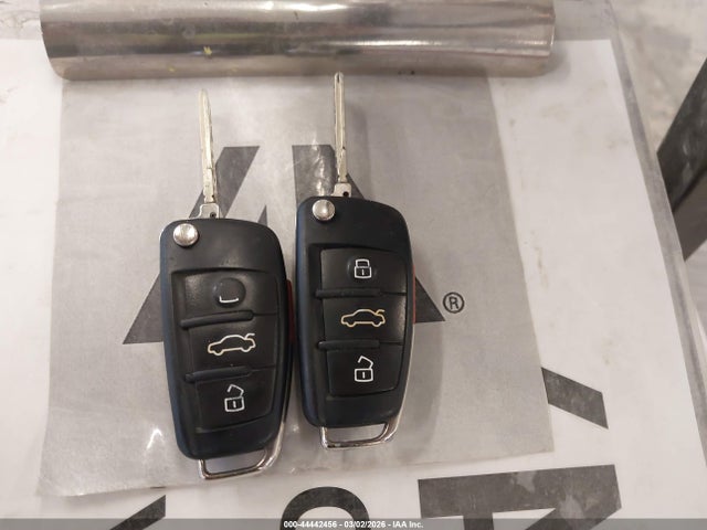 2009 AUDI TTS TRUUF38J491028332 Photo 10