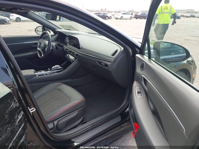 2023 HYUNDAI SONATA KMHL44J21PA255863 Photo 4