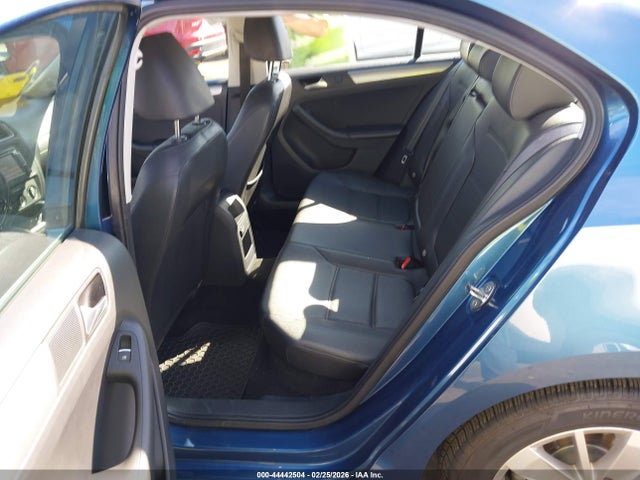 3VWD17AJ8FM231827 Volkswagen Jetta 1.8t Se