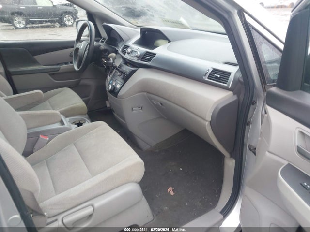 2011 HONDA ODYSSEY 5FNRL5H47BB025436 Photo 4