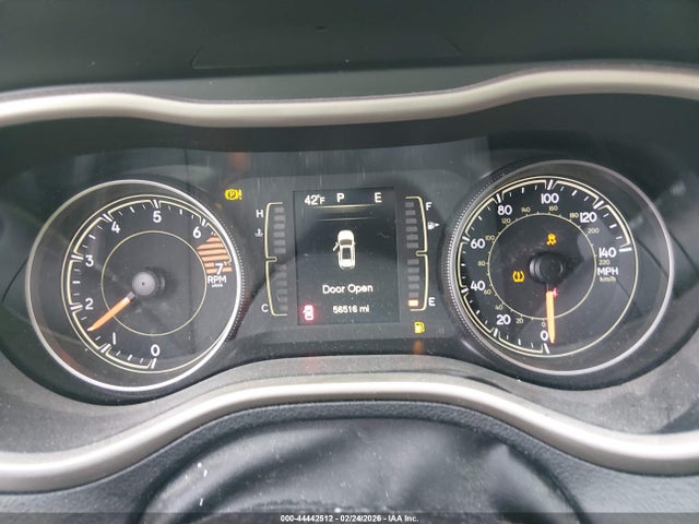 1C4PJMAB8HW588614 Jeep Cherokee Sport