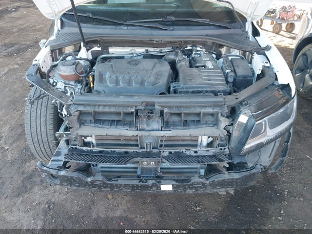 3VV3B7AX7JM060661 Volkswagen Tiguan 2.0t Se/2.0t Sel