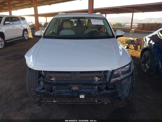 3VV3B7AX7JM060661 Volkswagen Tiguan 2.0t Se/2.0t Sel