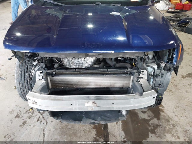 ZACCJBBT9GPC55327 Jeep Renegade Latitude