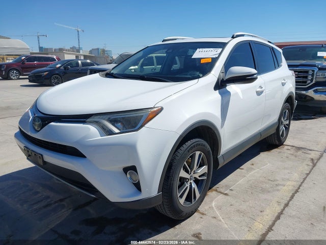 JTMWFREV9JJ749697 Toyota Rav4 Xle