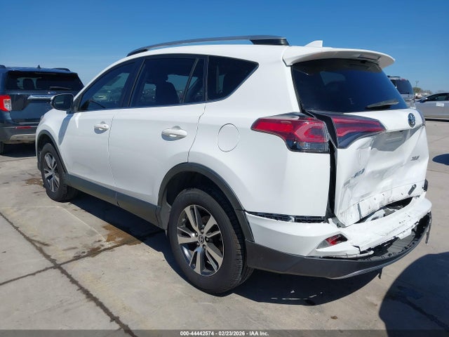 JTMWFREV9JJ749697 Toyota Rav4 Xle