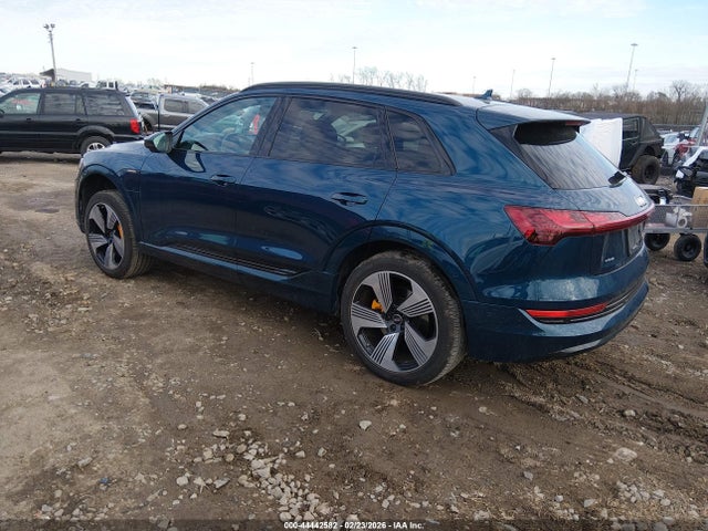 2022 AUDI E-TRON WA1LAAGE3NB022128 Photo 2