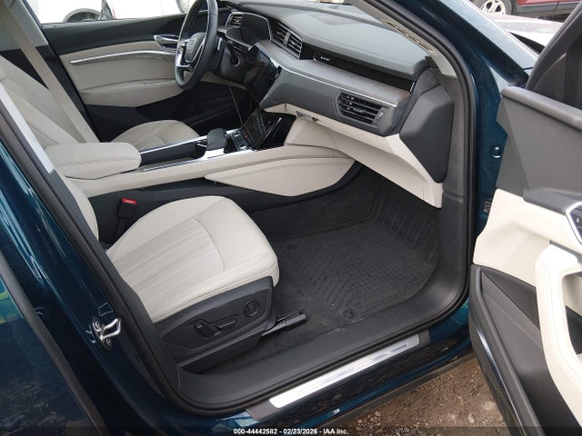 2022 AUDI E-TRON WA1LAAGE3NB022128 Photo 4
