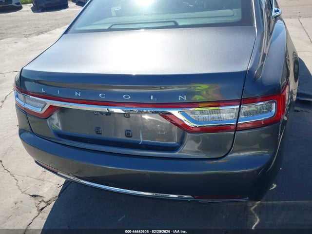 1LN6L9SK2H5603319 Lincoln Continental Select
