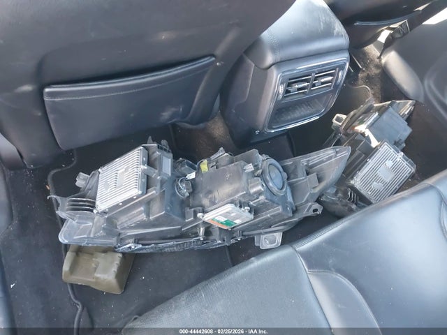 1LN6L9SK2H5603319 Lincoln Continental Select