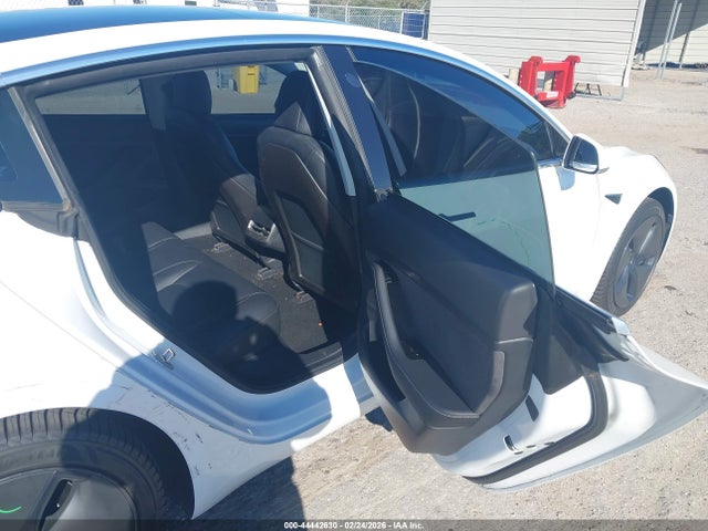 Продаж на аукціоні авто 2020 Tesla Model 3 Standard Range Plus Rear-wheel Drive/standard Range Rear-wheel Drive, vin: 5YJ3E1EA3LF706911, номер лоту: 44442630