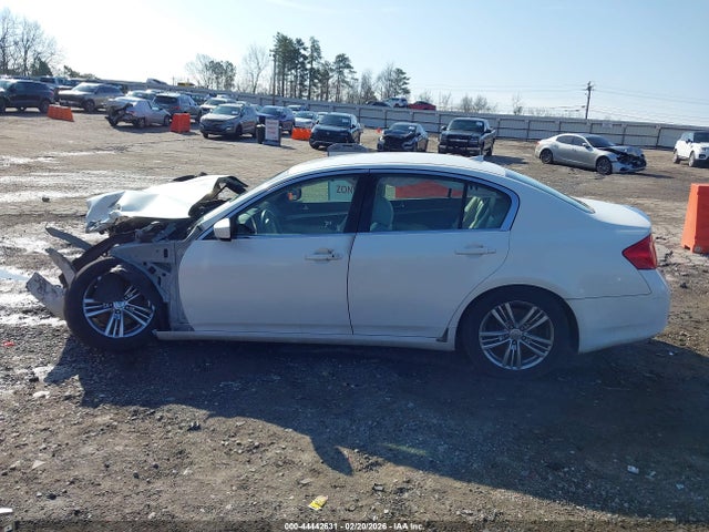 2010 Infiniti G37 Journey მანქანა იყიდება აუქციონზე, vin: JN1CV6AP4AM402162, აუქციონის ნომერი: 44442631