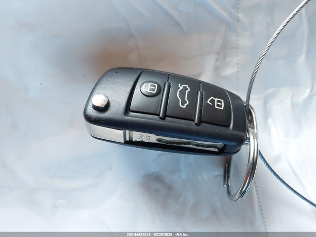 2018 AUDI A3 WAUAUGFF2J1011474 Photo 10