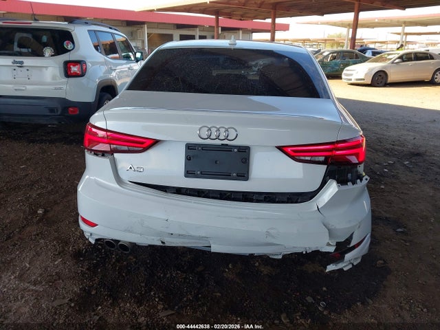 2018 AUDI A3 WAUAUGFF2J1011474 Photo 5