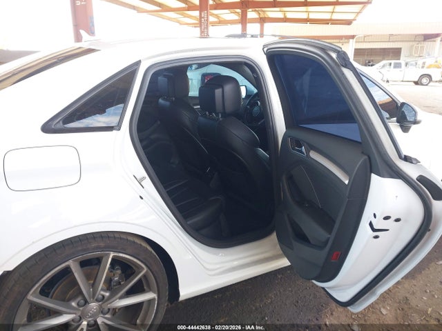 2018 AUDI A3 WAUAUGFF2J1011474 Photo 7