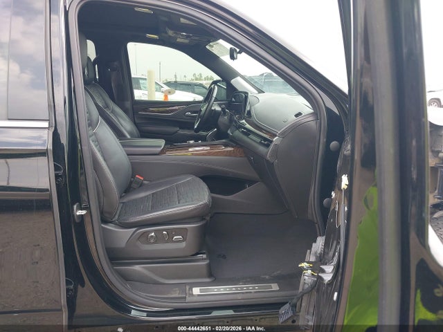 44442651 :رقم المزاد ، 1GYS3MKL8MR264061 vin ، 2021 Cadillac Escalade Esv 2wd Premium Luxury Platinum مزاد بيع