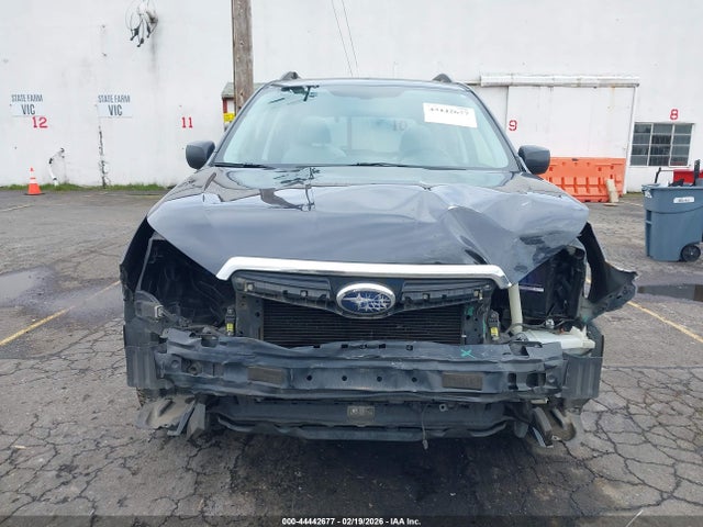Subaru Forester 2.5i Premium 2016 JF2SJADC7GH552897 Image 13
