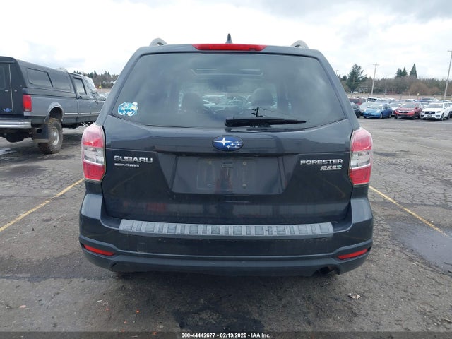 Subaru Forester 2.5i Premium 2016 JF2SJADC7GH552897 Image 17