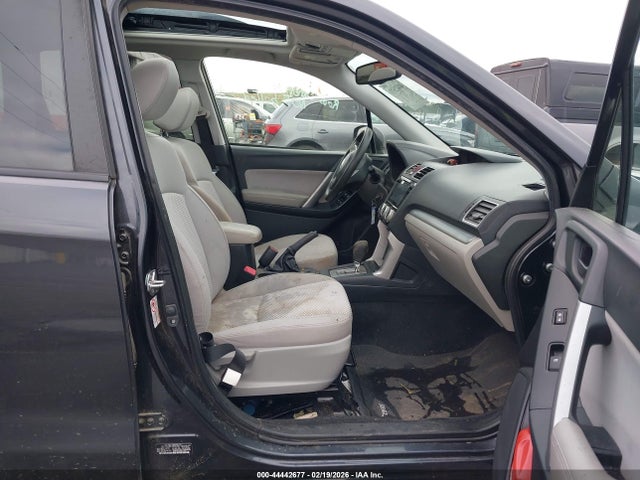 Subaru Forester 2.5i Premium 2016 JF2SJADC7GH552897 Image 5