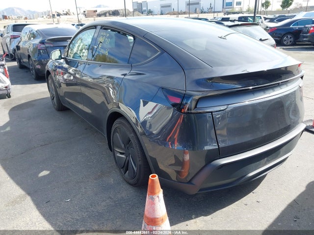 2026 TESLA MODEL Y 7SAYGDED5TF459762 Photo 2