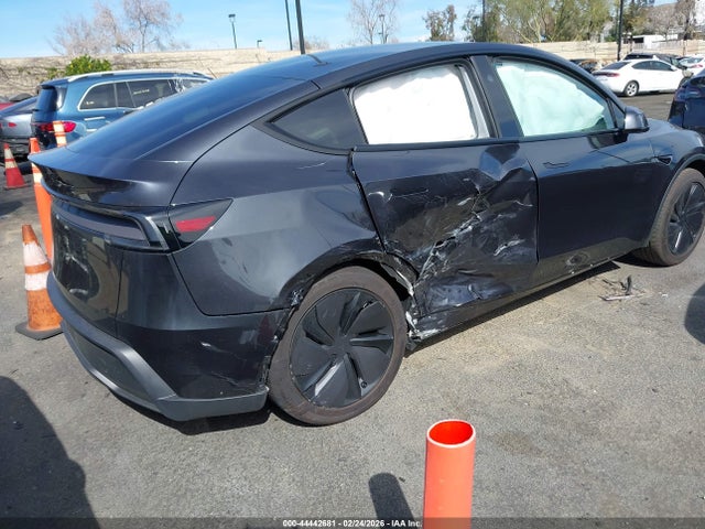 2026 TESLA MODEL Y 7SAYGDED5TF459762 Photo 3