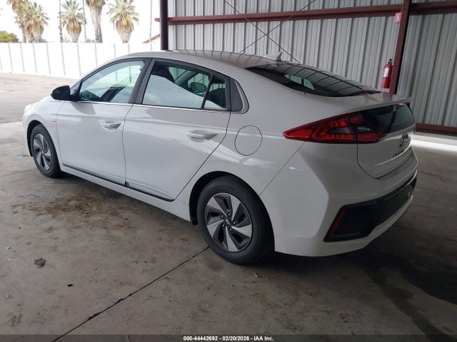KMHC75LC7HU046565 Hyundai Ioniq Hybrid Sel
