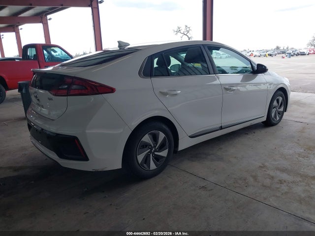 KMHC75LC7HU046565 Hyundai Ioniq Hybrid Sel