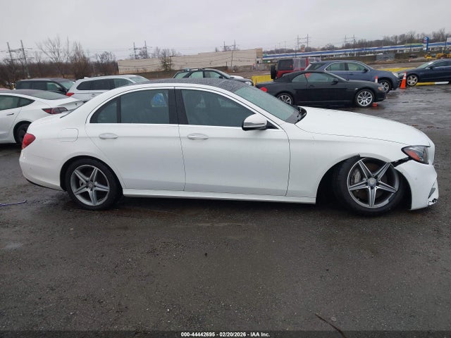 44442695 :رقم المزاد ، WDDZF4KB8HA067338 vin ، 2017 Mercedes-benz E 300 4matic مزاد بيع
