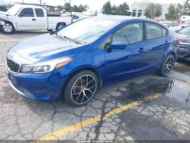 KIA FORTE LX 2018 3KPFK4A73JE186889 Image 2