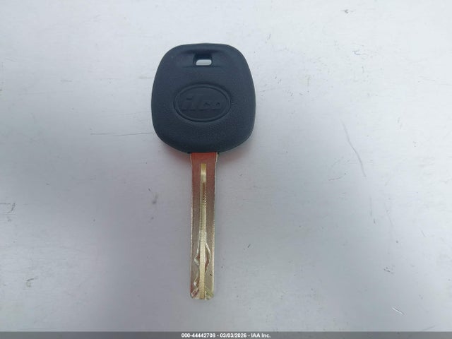4T1B11HK2JU047845 Toyota CAMRY LE