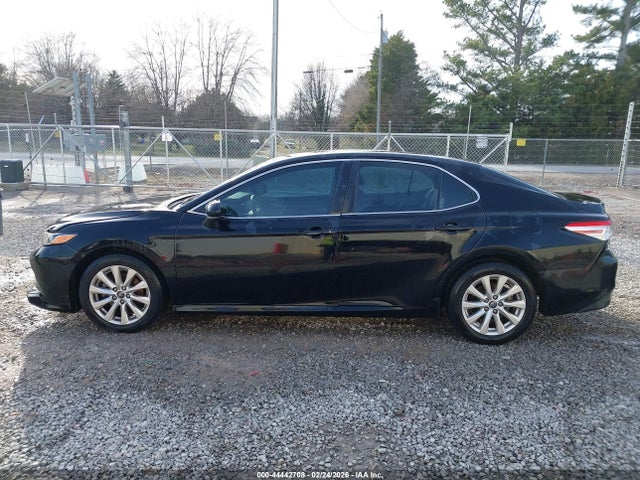 4T1B11HK2JU047845 Toyota CAMRY LE
