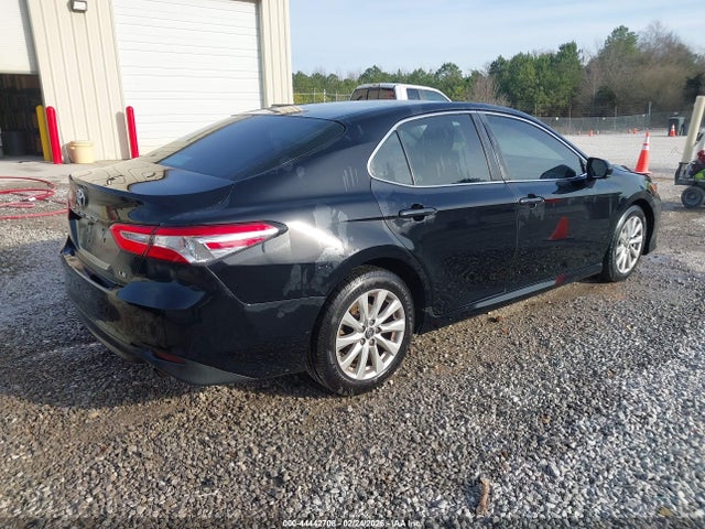 4T1B11HK2JU047845 Toyota CAMRY LE