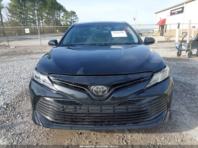 4T1B11HK2JU047845 Toyota CAMRY LE