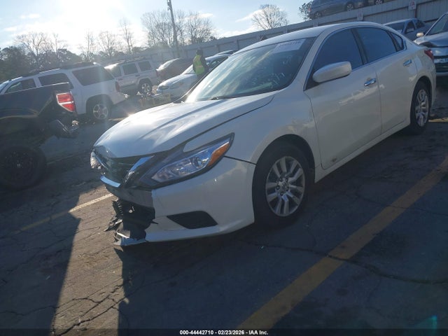 Продажа на аукционе авто 2017 Nissan Altima 2.5 S, vin: 1N4AL3AP8HC149233, номер лота: 44442710