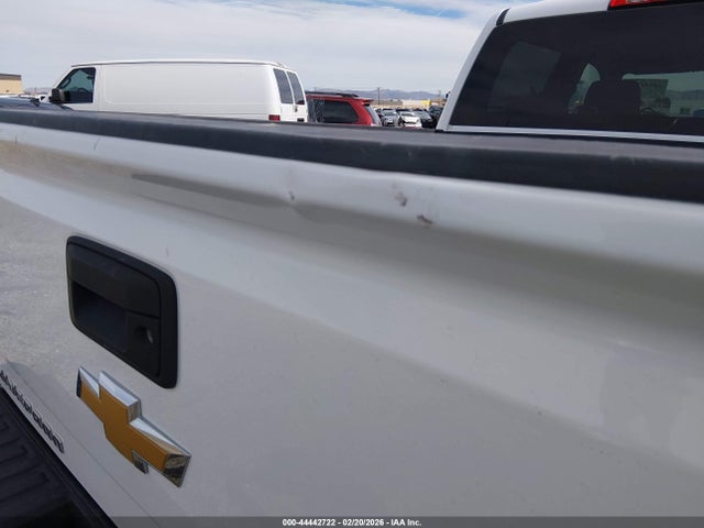3GCUKNEH5HG472306 Chevrolet Silverado 1500 Wt