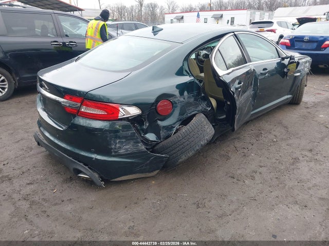 2015 JAGUAR XF SAJWA0FS4FPU68704 Photo 3