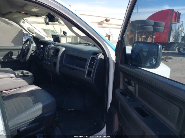 Продаж на аукціоні авто 2015 Ram 2500 Tradesman, vin: 3C6TR4CTXFG536112, номер лоту: 44442740